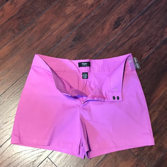 Mossimo Shorts - Picture 2 of 3